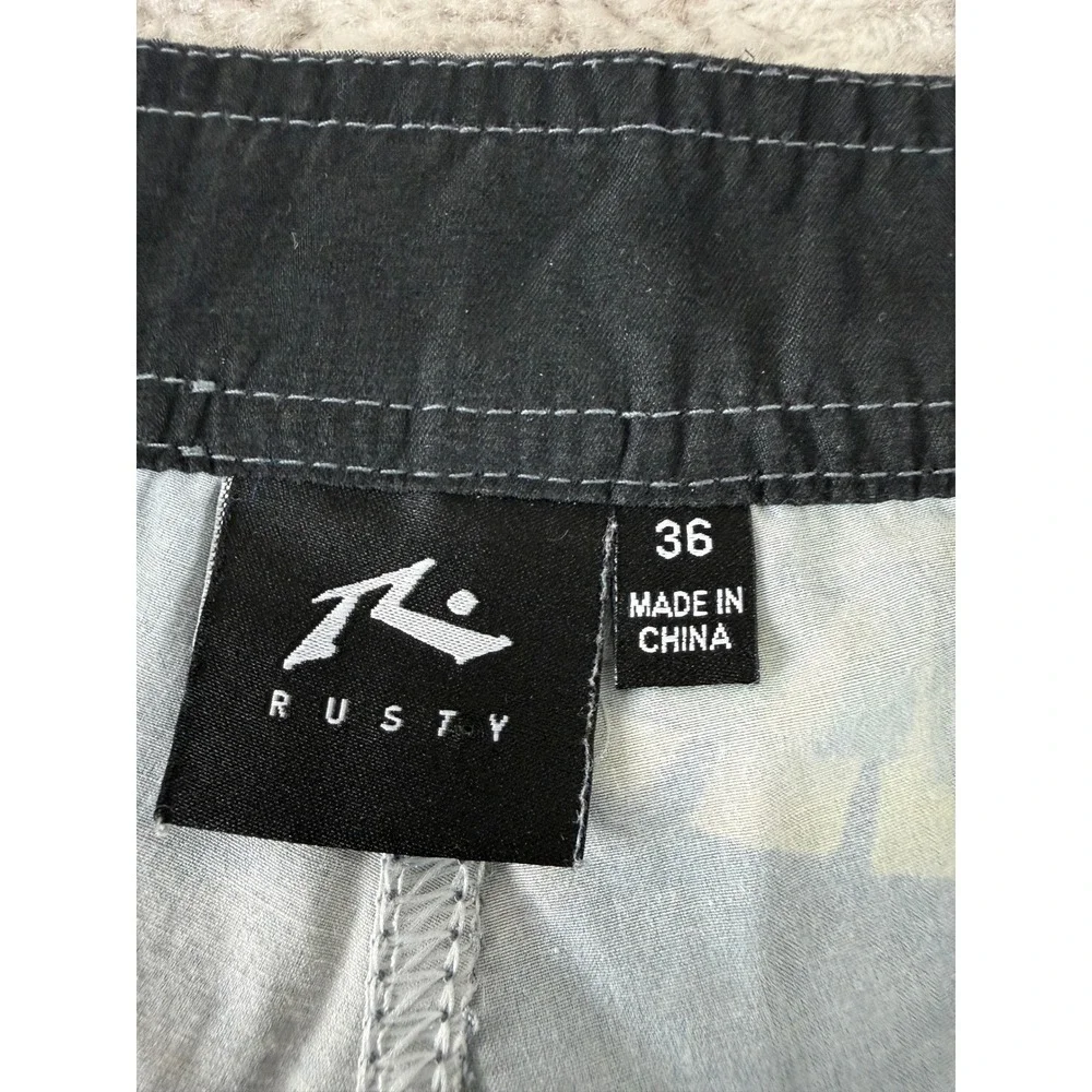 Rusty Size 36 Floral Tropical Hibiscus Print Board Shorts Swim Trunks Gray Men